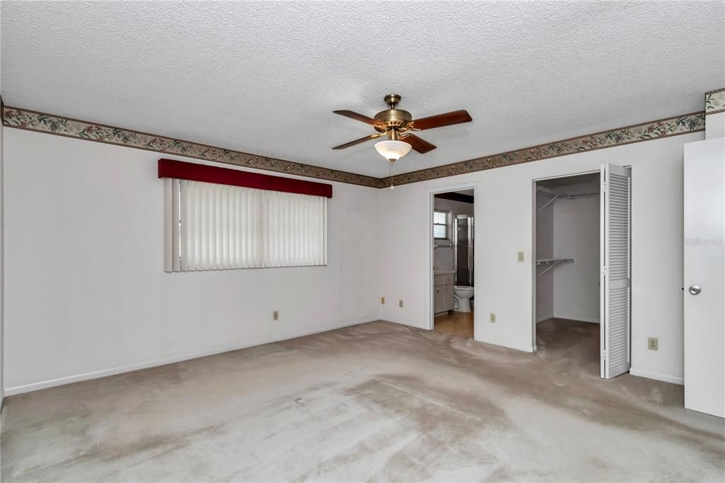 На продажу: $149,900 (2 спален, 2 ванн, 1409 Квадратных фут)