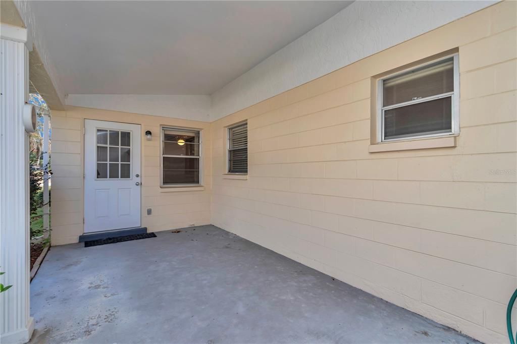 На продажу: $149,900 (2 спален, 2 ванн, 1409 Квадратных фут)