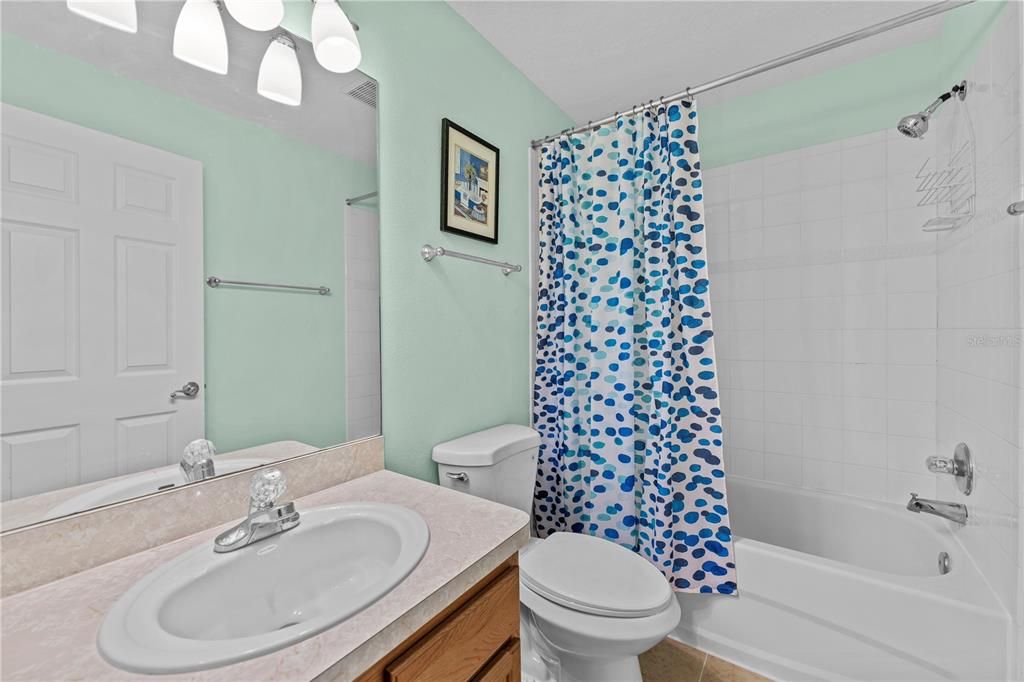 出租: $2,250 (3 贝兹, 2 浴室, 1328 平方英尺)