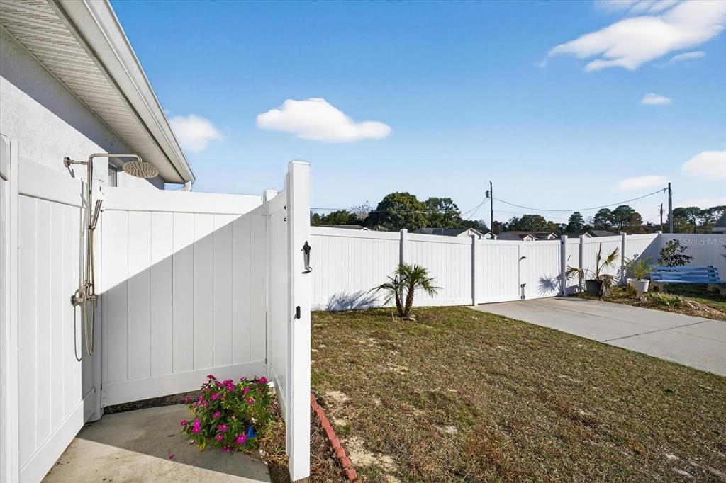 На продажу: $359,500 (3 спален, 2 ванн, 1974 Квадратных фут)