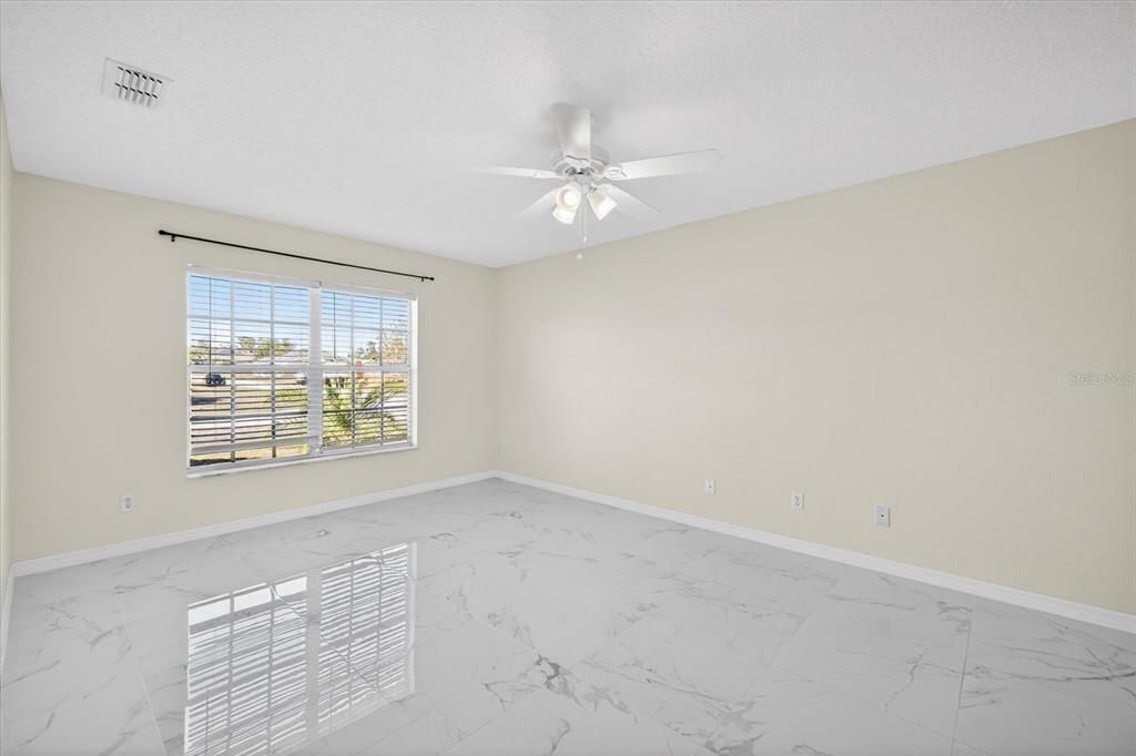 На продажу: $359,500 (3 спален, 2 ванн, 1974 Квадратных фут)