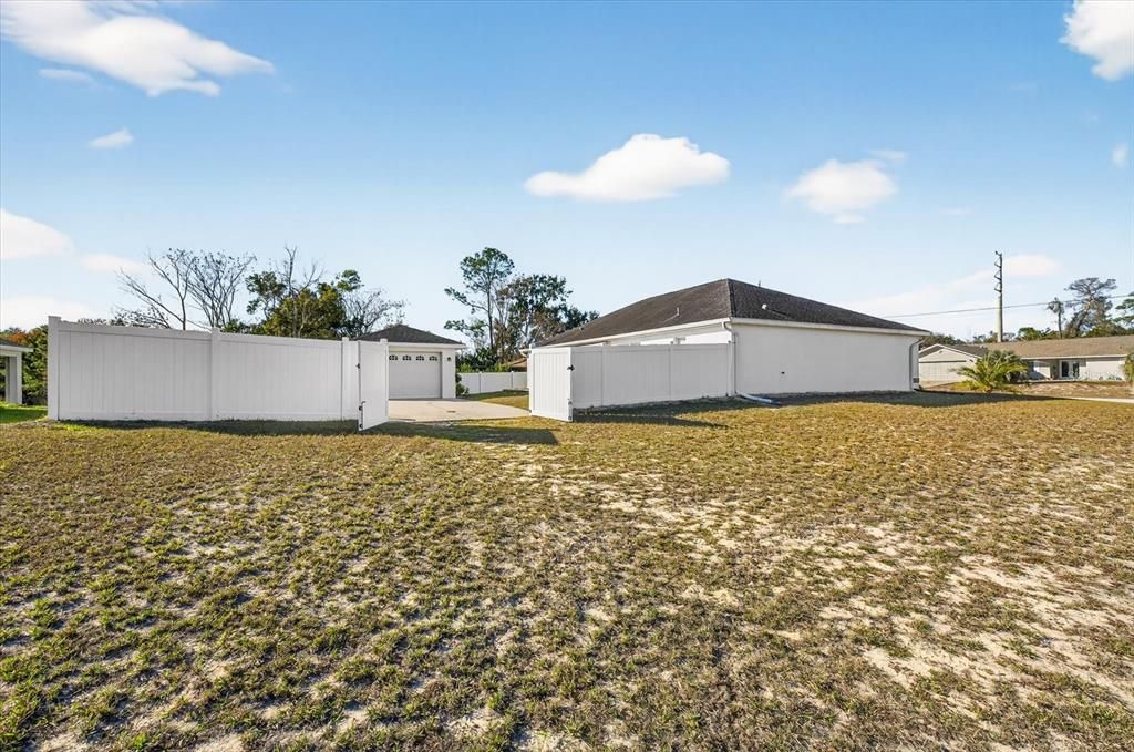 На продажу: $359,500 (3 спален, 2 ванн, 1974 Квадратных фут)