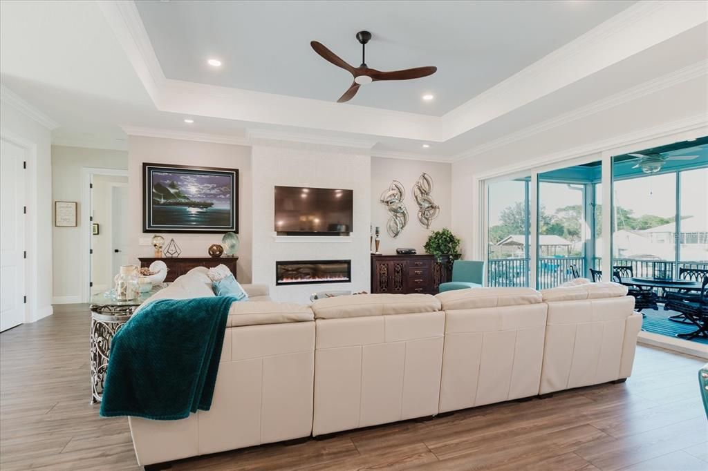 На продажу: $1,150,000 (3 спален, 3 ванн, 2417 Квадратных фут)