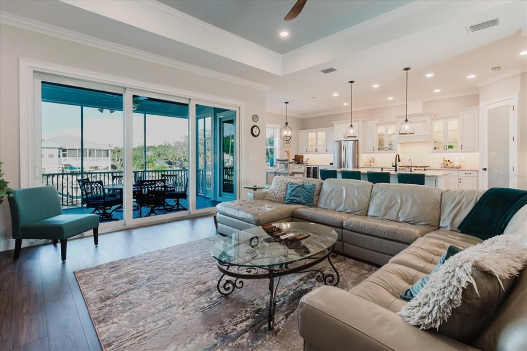 На продажу: $1,150,000 (3 спален, 3 ванн, 2417 Квадратных фут)