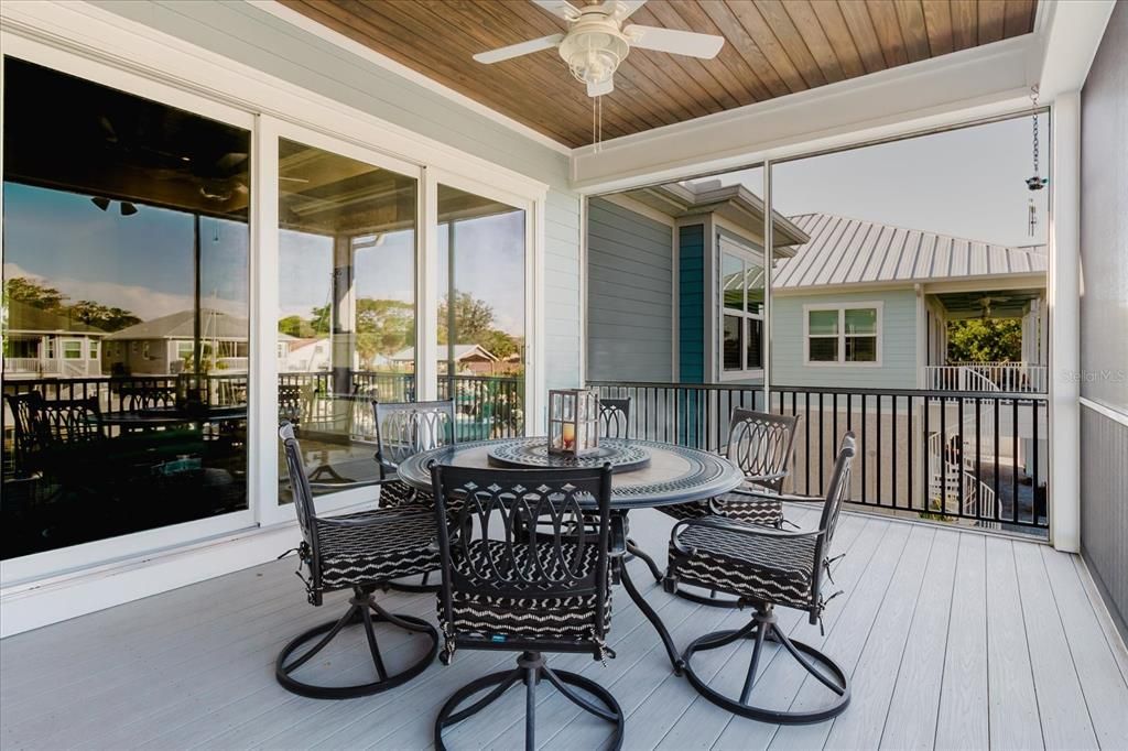 На продажу: $1,150,000 (3 спален, 3 ванн, 2417 Квадратных фут)