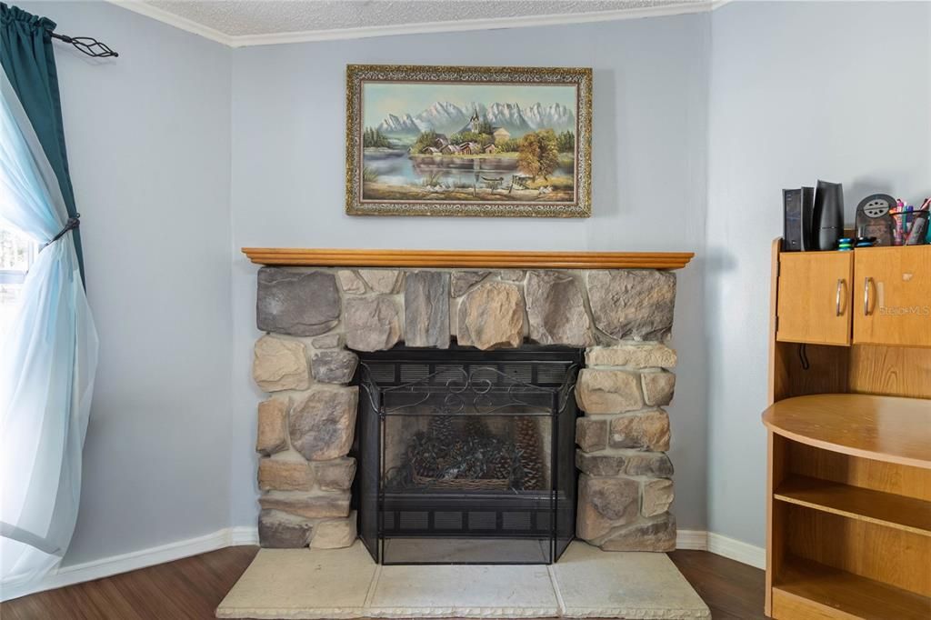 For Sale: $319,000 (3 beds, 2 baths, 1620 Square Feet)