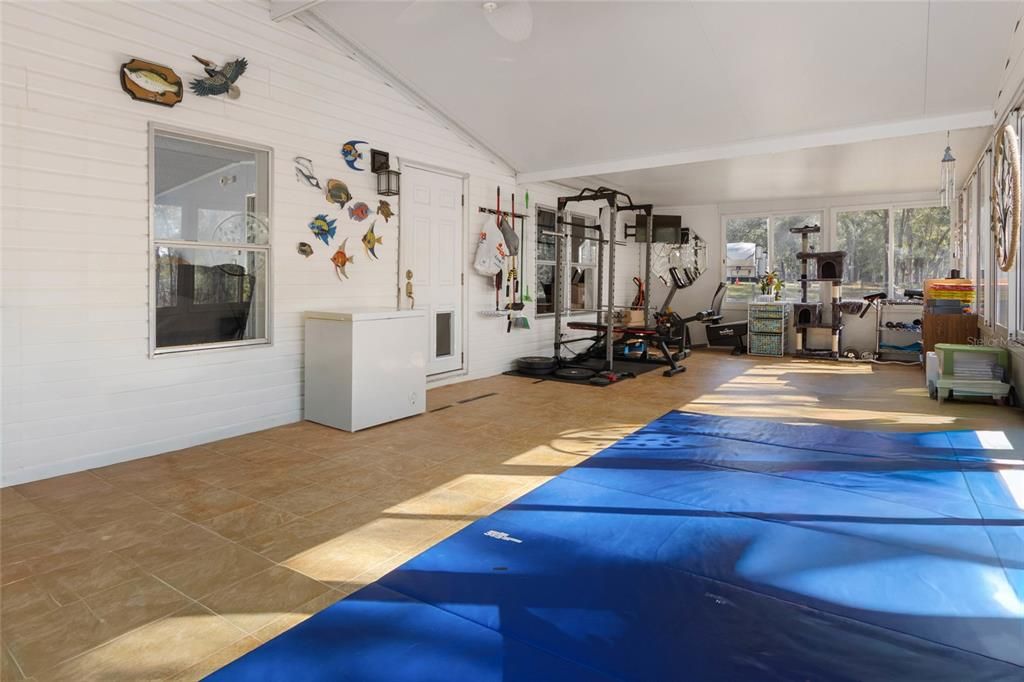 For Sale: $319,000 (3 beds, 2 baths, 1620 Square Feet)