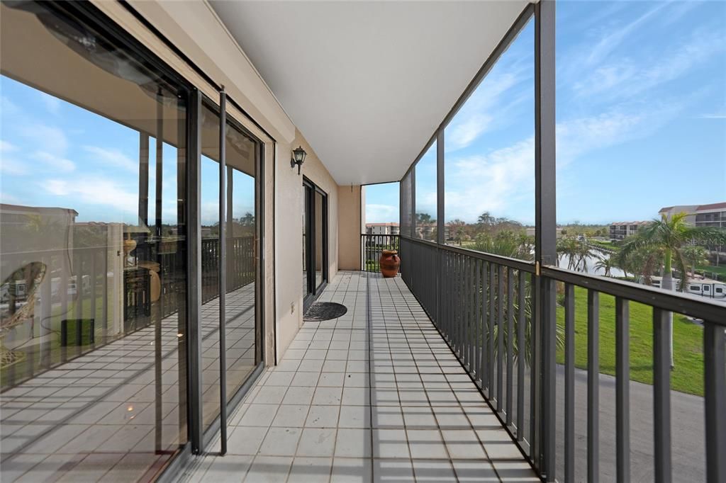 For Sale: $399,000 (3 beds, 2 baths, 1912 Square Feet)