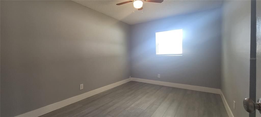 待售: $469,999 (4 贝兹, 0 浴室, 1832 平方英尺)