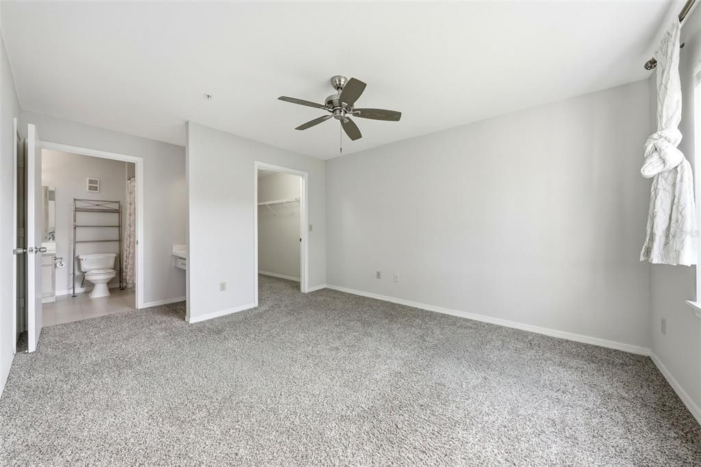 На продажу: $145,000 (1 спален, 1 ванн, 842 Квадратных фут)