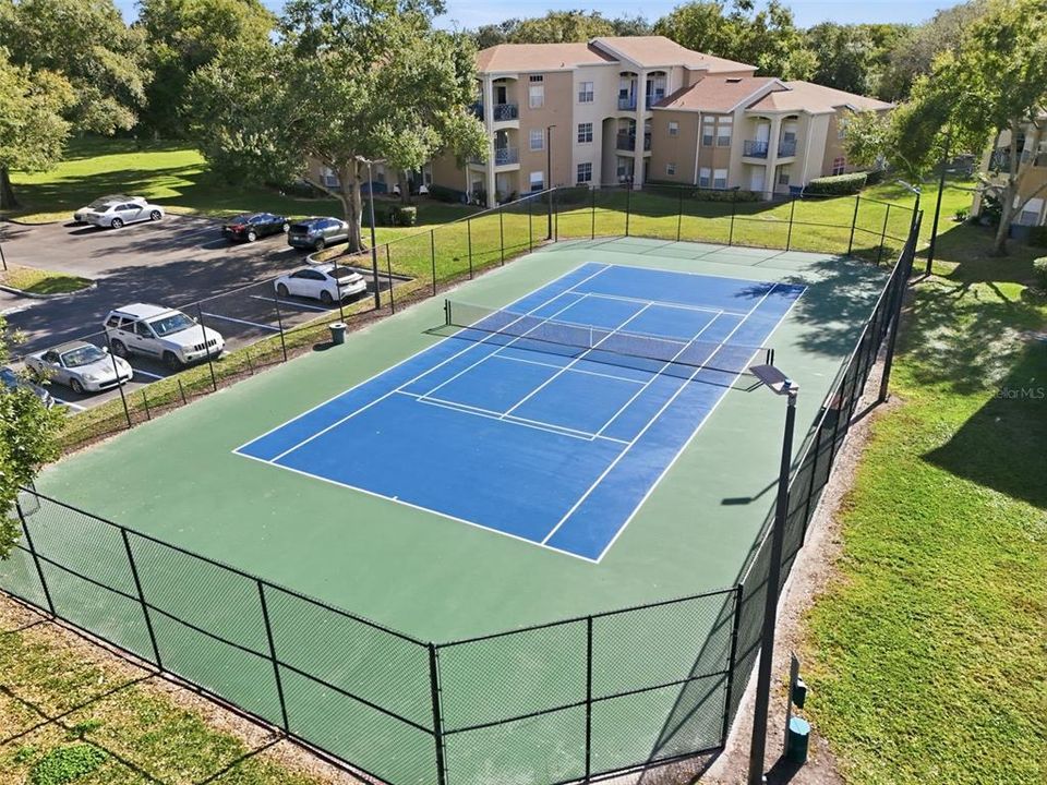 На продажу: $145,000 (1 спален, 1 ванн, 842 Квадратных фут)