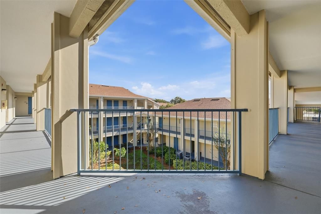 На продажу: $145,000 (1 спален, 1 ванн, 842 Квадратных фут)