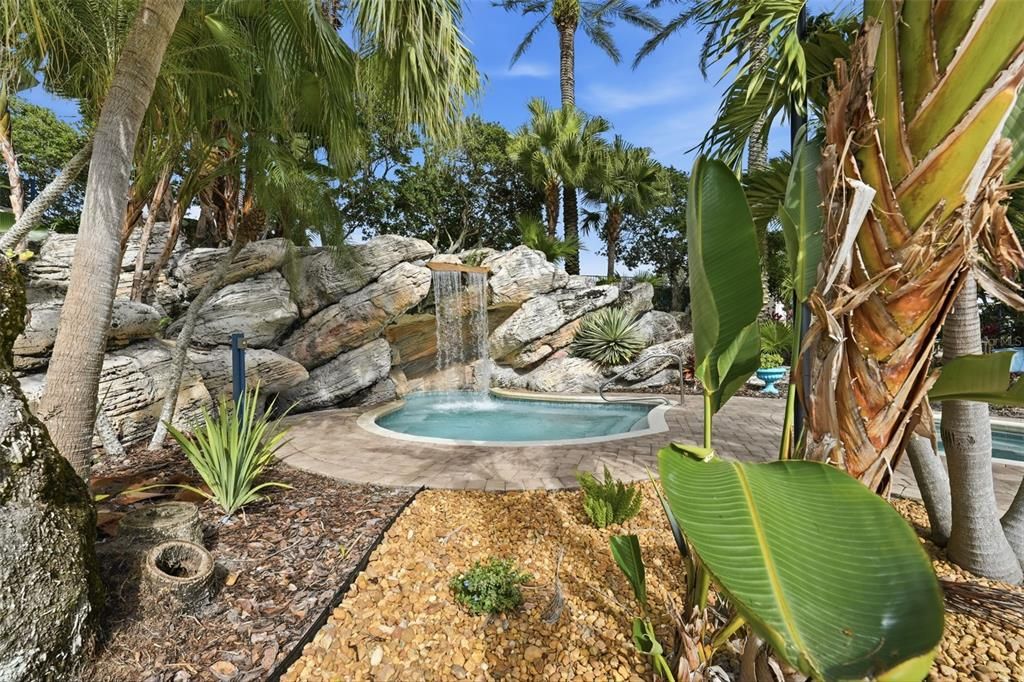 На продажу: $145,000 (1 спален, 1 ванн, 842 Квадратных фут)