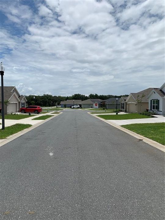 待售: $309,900 (4 贝兹, 2 浴室, 1827 平方英尺)