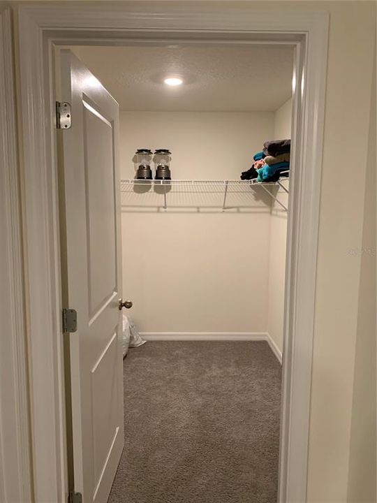 待售: $309,900 (4 贝兹, 2 浴室, 1827 平方英尺)