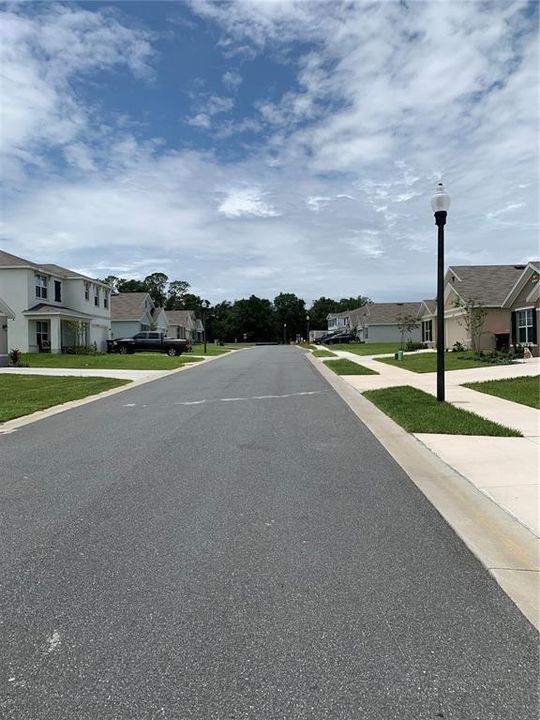 待售: $309,900 (4 贝兹, 2 浴室, 1827 平方英尺)