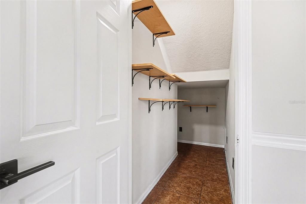 En Venta: $430,000 (3 camas, 2 baños, 1402 Pies cuadrados)