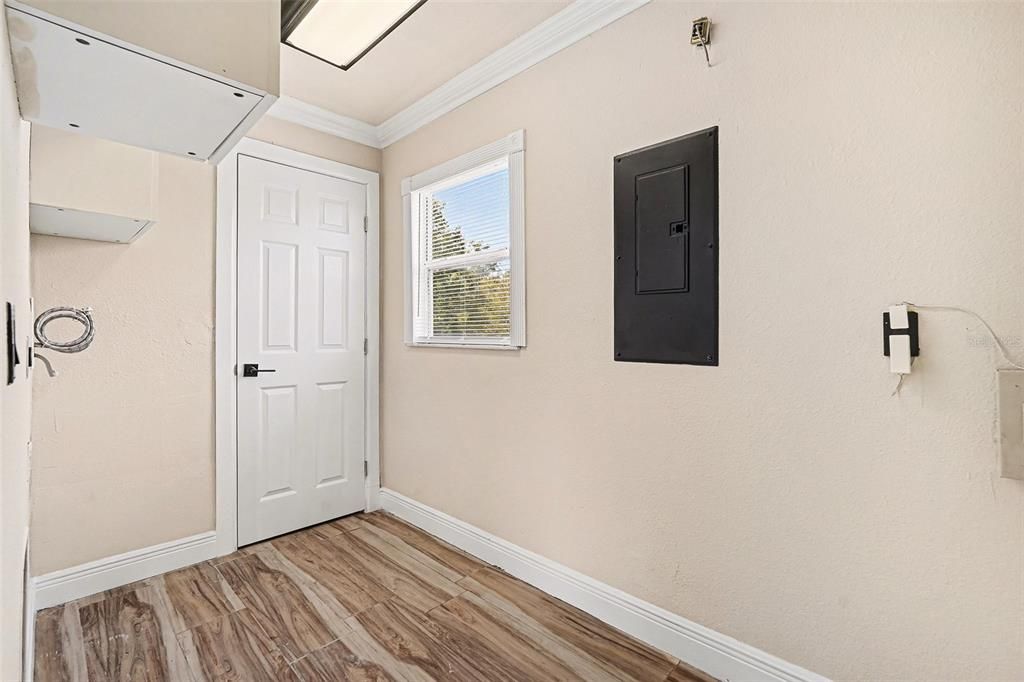 En Venta: $430,000 (3 camas, 2 baños, 1402 Pies cuadrados)