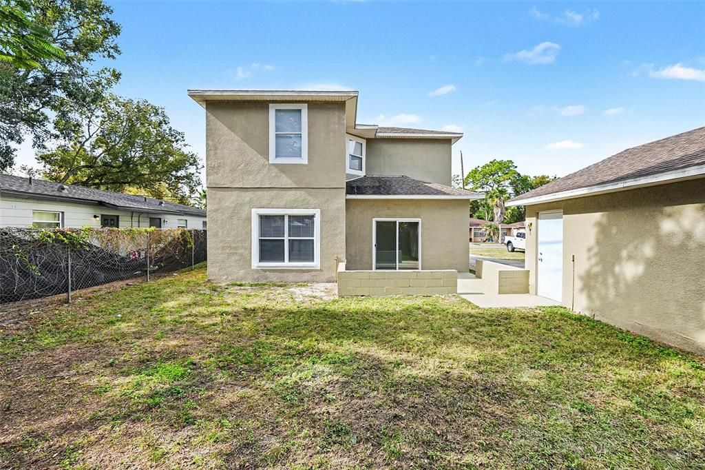 En Venta: $430,000 (3 camas, 2 baños, 1402 Pies cuadrados)