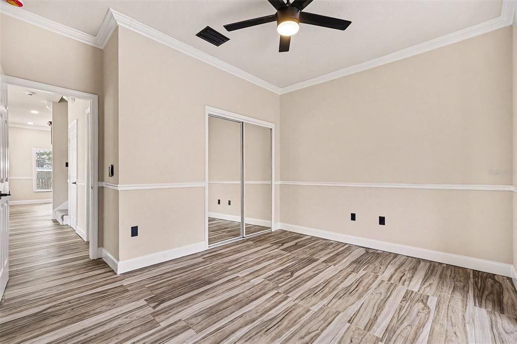 En Venta: $430,000 (3 camas, 2 baños, 1402 Pies cuadrados)