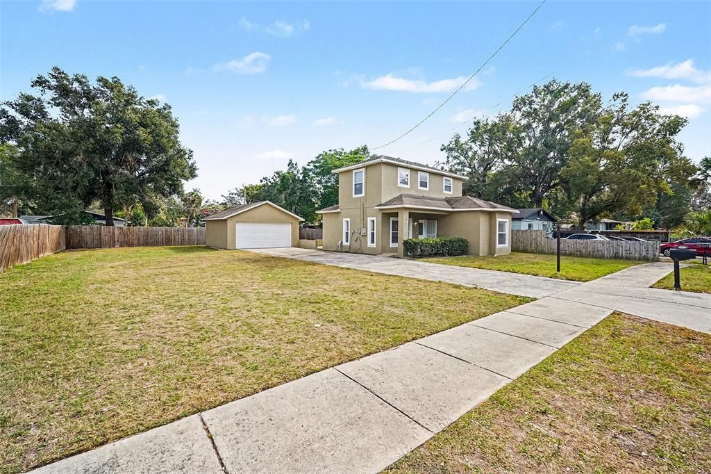 En Venta: $430,000 (3 camas, 2 baños, 1402 Pies cuadrados)