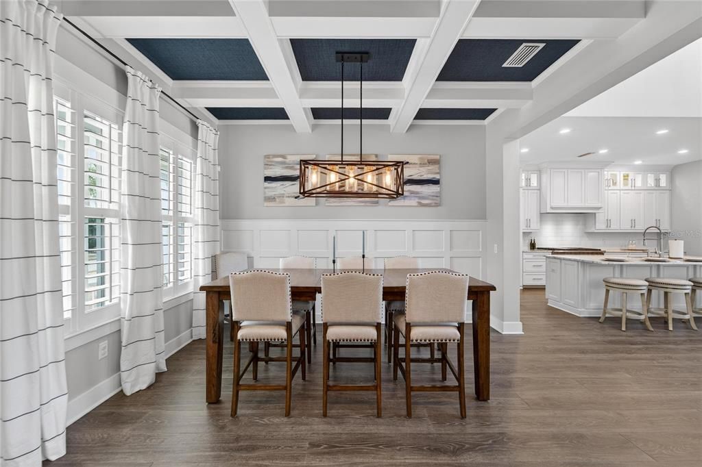 На продажу: $2,089,000 (5 спален, 3 ванн, 3864 Квадратных фут)