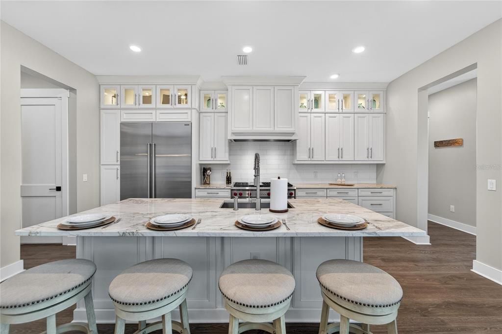 На продажу: $2,089,000 (5 спален, 3 ванн, 3864 Квадратных фут)