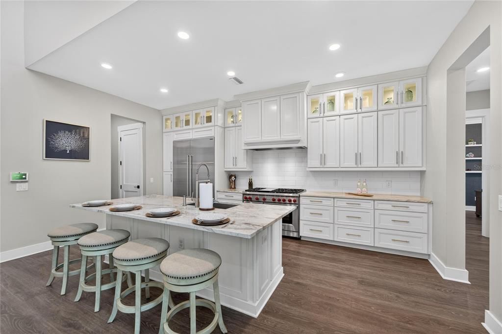 На продажу: $2,089,000 (5 спален, 3 ванн, 3864 Квадратных фут)