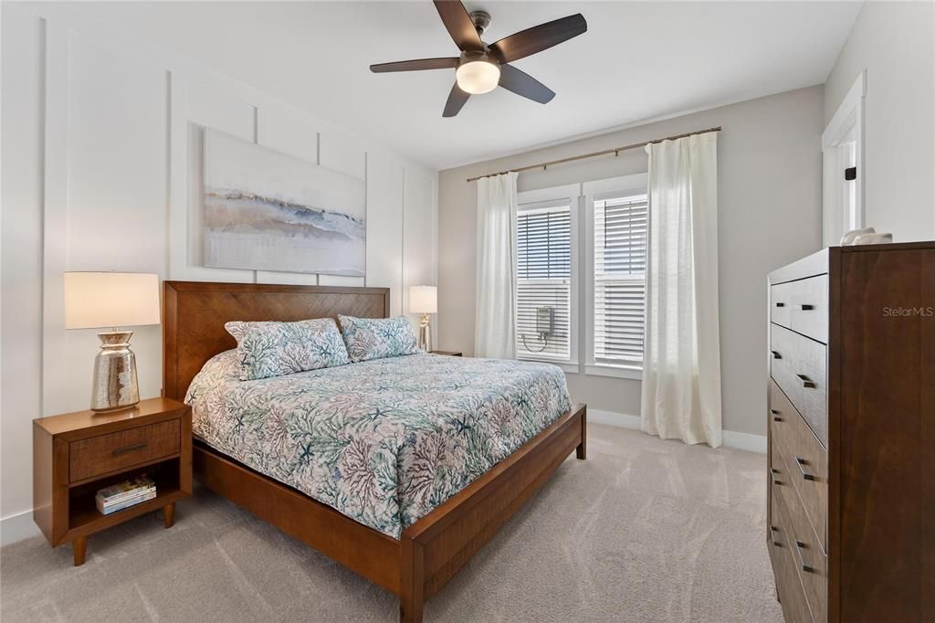 На продажу: $2,089,000 (5 спален, 3 ванн, 3864 Квадратных фут)