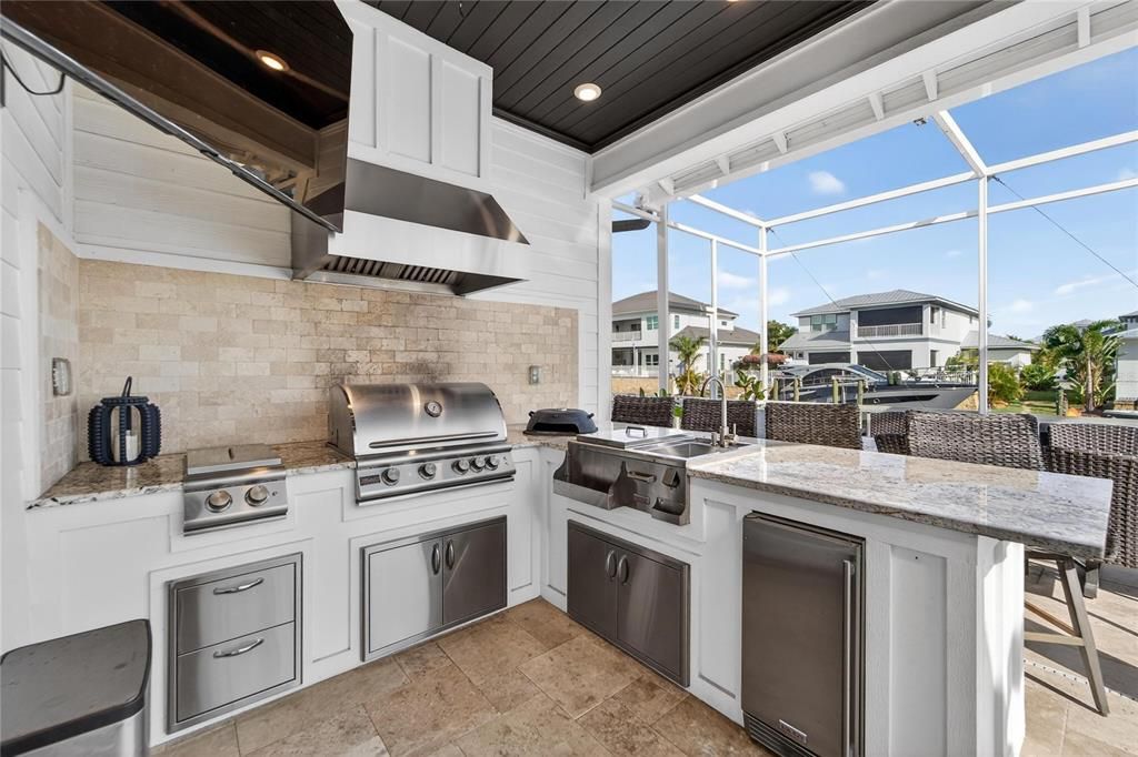 На продажу: $2,089,000 (5 спален, 3 ванн, 3864 Квадратных фут)