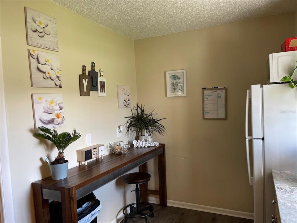 出租: $2,500 (2 贝兹, 2 浴室, 1260 平方英尺)