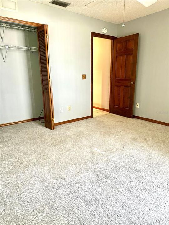 For Sale: $305,850 (3 beds, 2 baths, 1563 Square Feet)