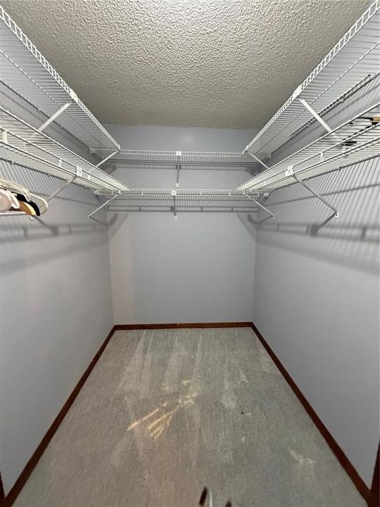 For Sale: $305,850 (3 beds, 2 baths, 1563 Square Feet)