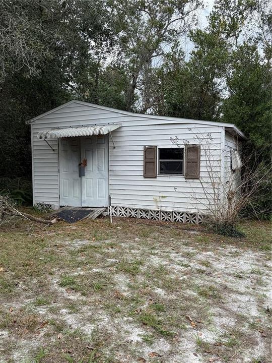 For Sale: $305,850 (3 beds, 2 baths, 1563 Square Feet)