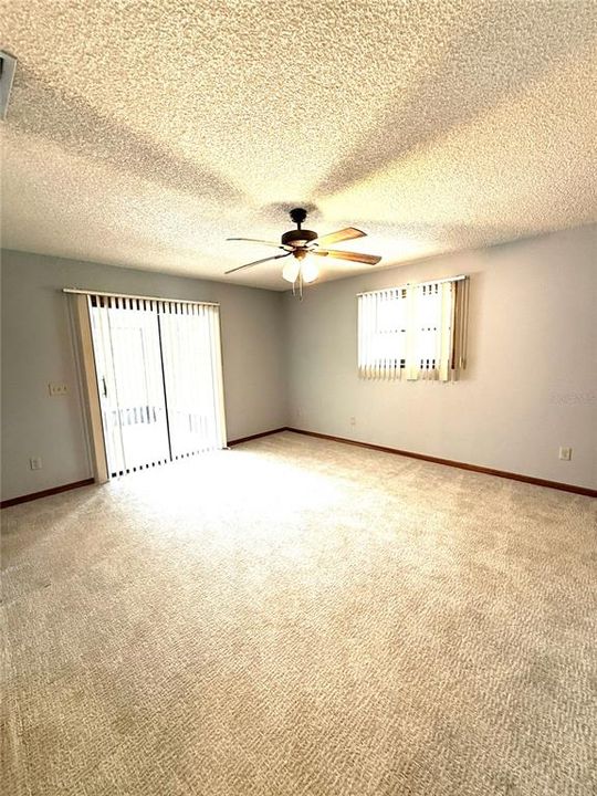 For Sale: $305,850 (3 beds, 2 baths, 1563 Square Feet)