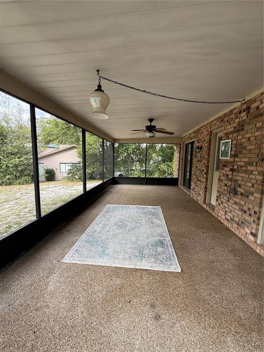 For Sale: $305,850 (3 beds, 2 baths, 1563 Square Feet)