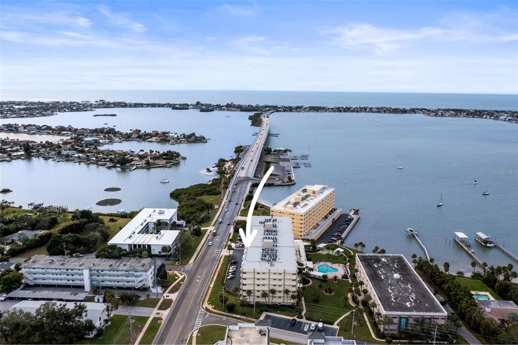 待售: $290,000 (1 贝兹, 2 浴室, 1050 平方英尺)