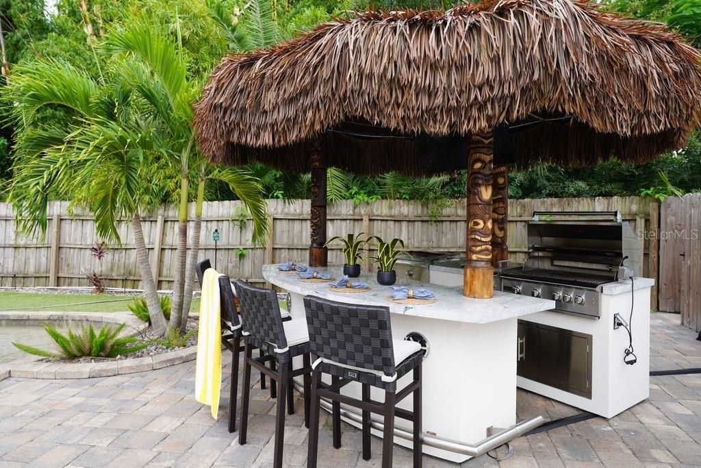 For Sale: $2,400,000 (5 beds, 3 baths, 2640 Square Feet)