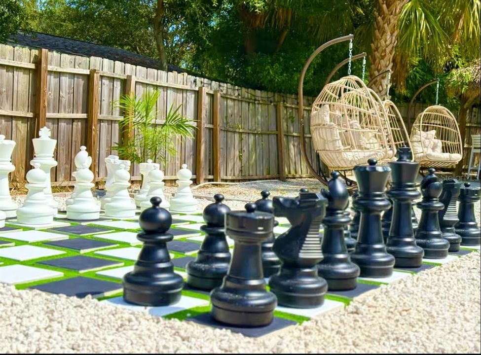 For Sale: $2,400,000 (5 beds, 3 baths, 2640 Square Feet)