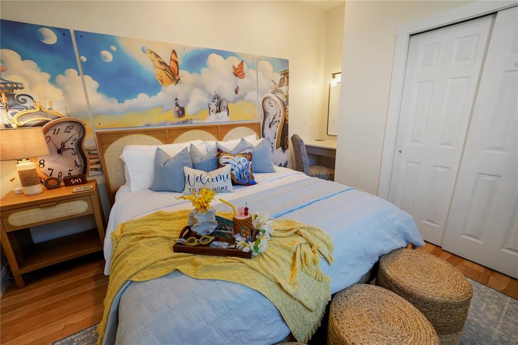 For Sale: $2,400,000 (5 beds, 3 baths, 2640 Square Feet)