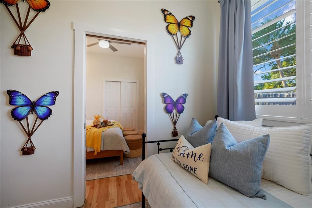 For Sale: $2,400,000 (5 beds, 3 baths, 2640 Square Feet)