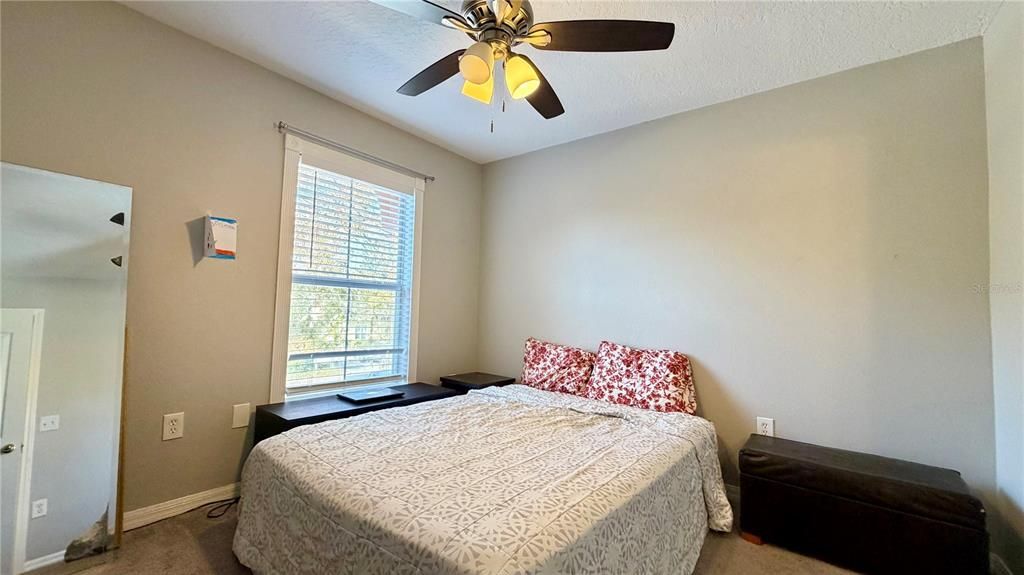 На продажу: $215,000 (2 спален, 2 ванн, 1254 Квадратных фут)