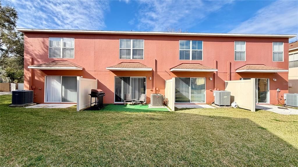 На продажу: $215,000 (2 спален, 2 ванн, 1254 Квадратных фут)