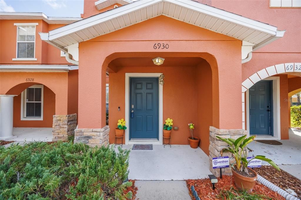 Под контрактом: $199,000 (2 спален, 2 ванн, 1254 Квадратных фут)