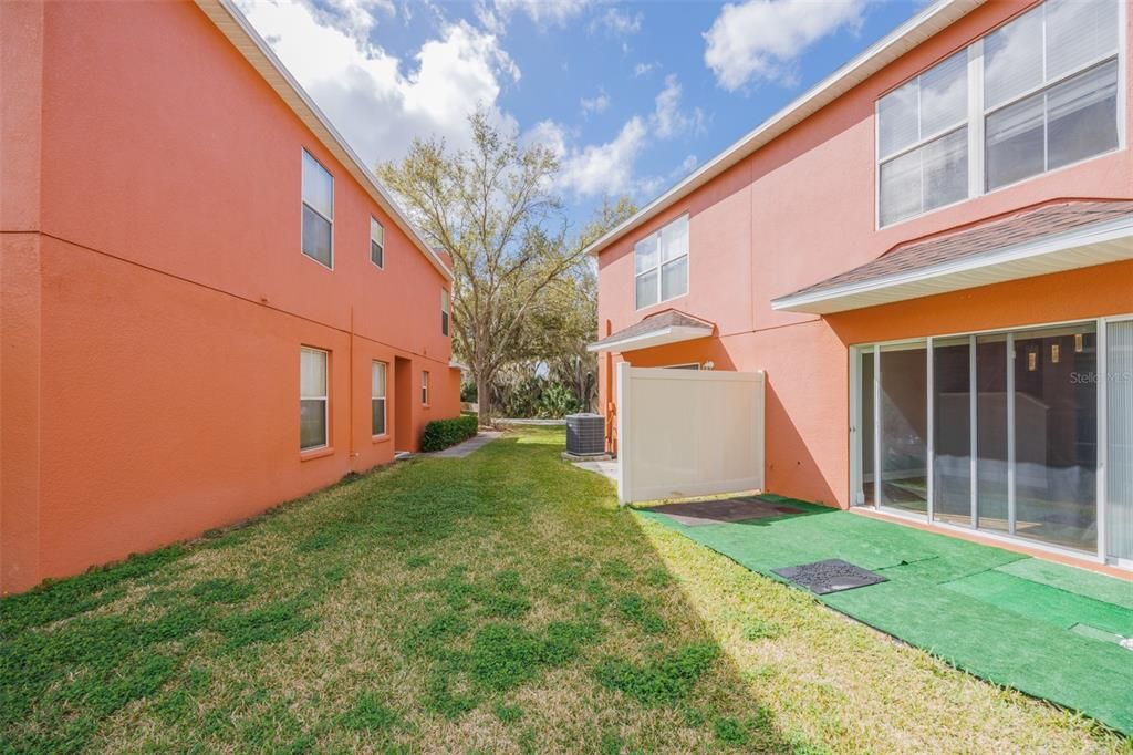 Под контрактом: $199,000 (2 спален, 2 ванн, 1254 Квадратных фут)