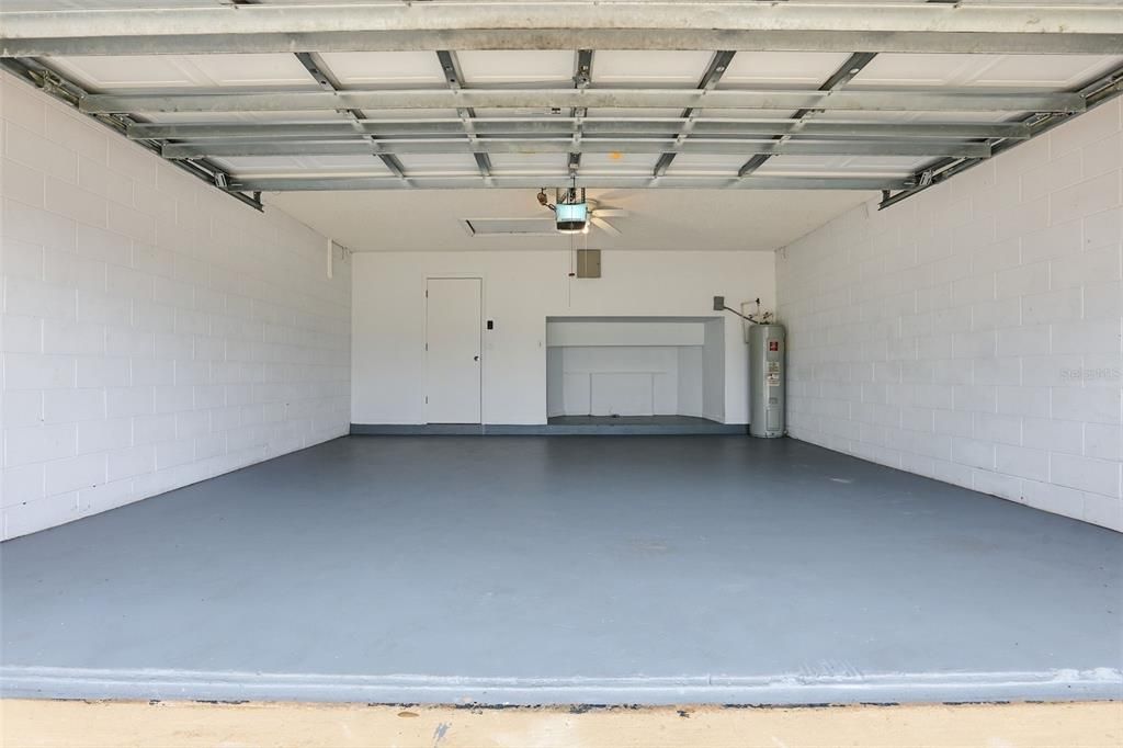 待售: $335,000 (4 贝兹, 2 浴室, 2144 平方英尺)