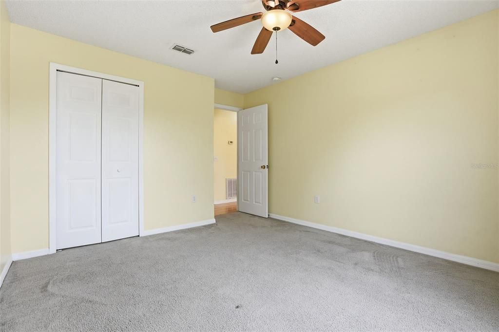 待售: $335,000 (4 贝兹, 2 浴室, 2144 平方英尺)