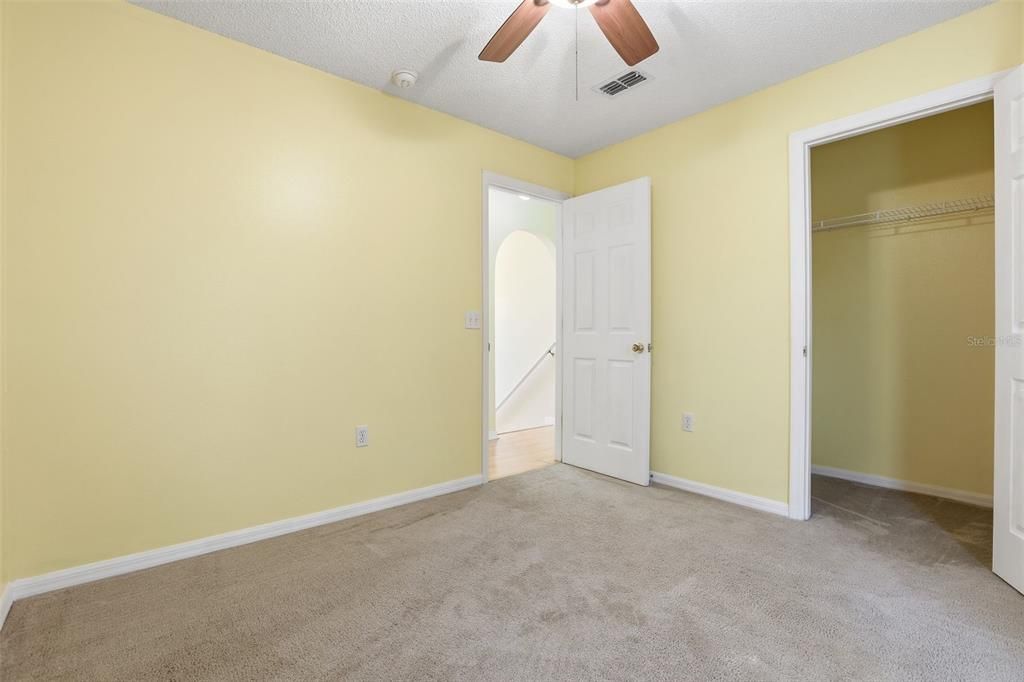 待售: $335,000 (4 贝兹, 2 浴室, 2144 平方英尺)