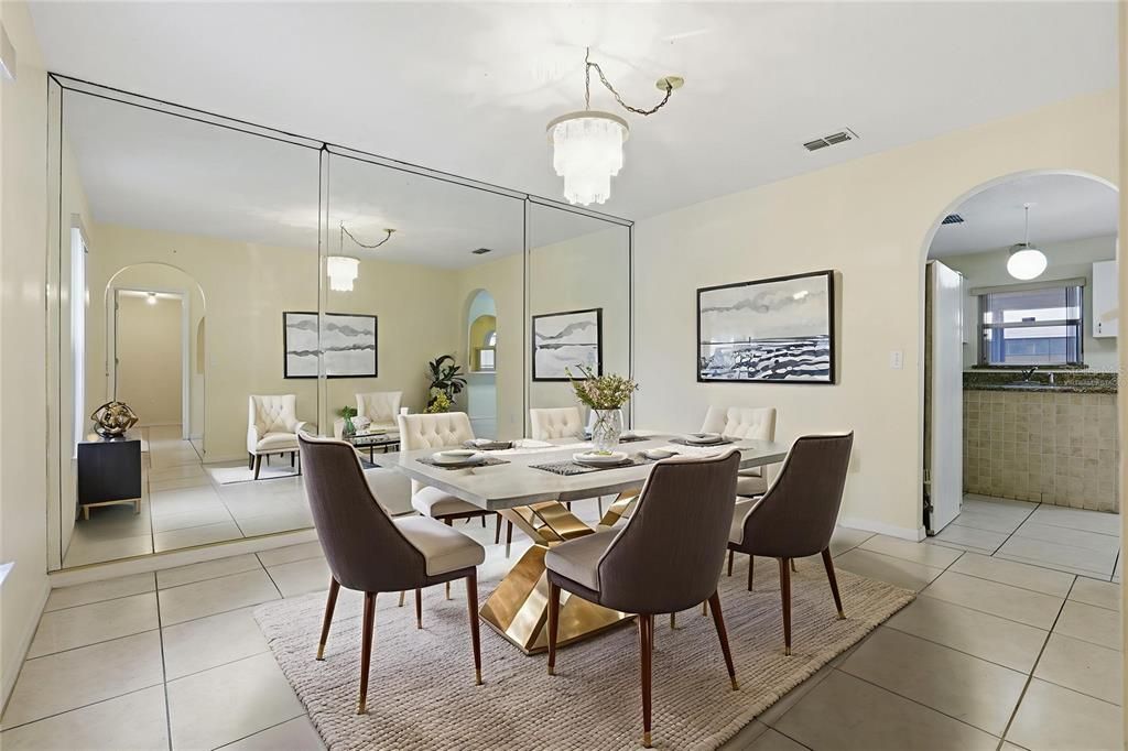 待售: $335,000 (4 贝兹, 2 浴室, 2144 平方英尺)