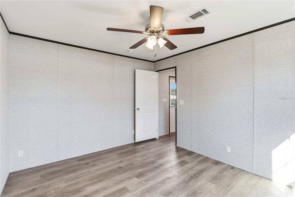 For Sale: $225,000 (2 beds, 2 baths, 750 Square Feet)